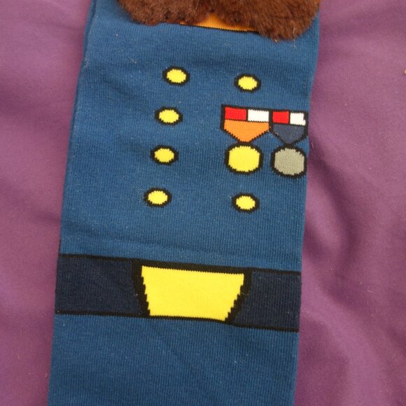 VeeFriends ODD SOX Arbitraging Admiral Size 7-9 Fun Socks *New with Tags* - Picture 2 of 6